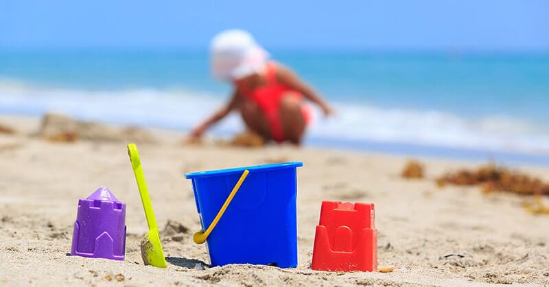 brinquedos para levar para praia